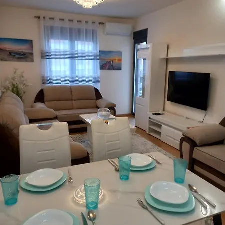 Big Fashion-stan Na Dan Apartment